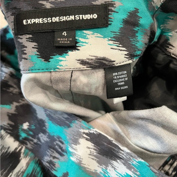 Express Design Studio A- Line Unlined Front Pleat Back Zip Skirt Pockets - Picture 4 of 9